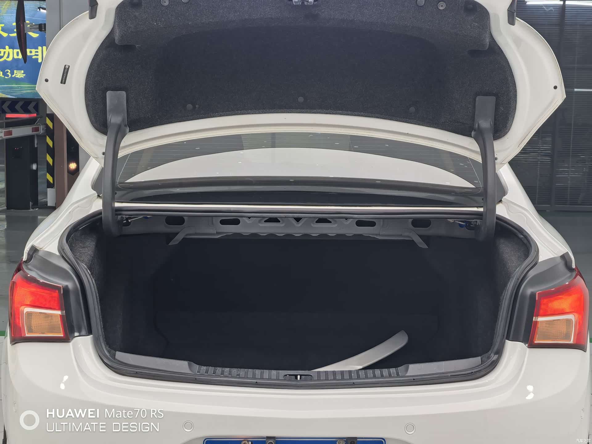 Buick Verano, 2018 13