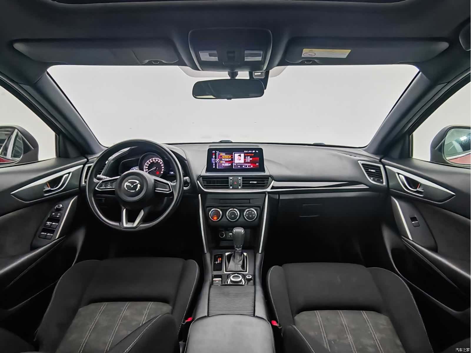 Mazda CX-4, 2018 9