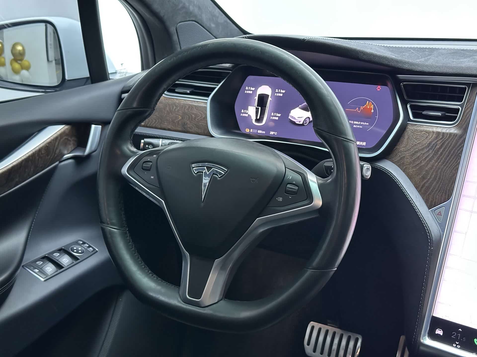 Tesla Model X, 2017 17