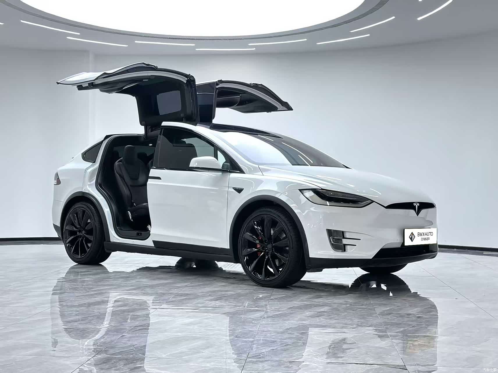 Tesla Model X, 2017 2