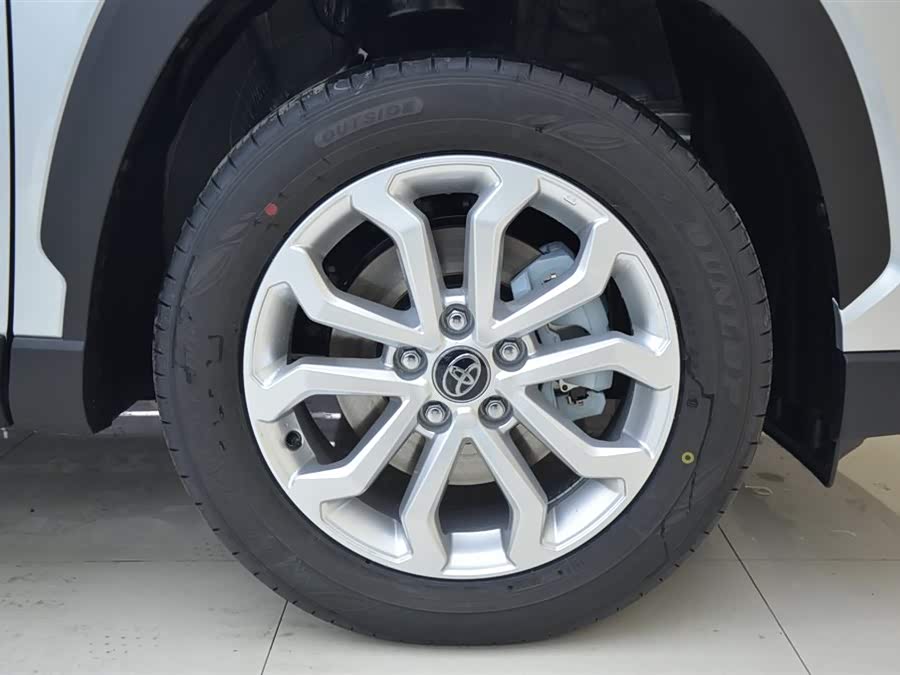 Toyota Frontlander 2026, фото 14