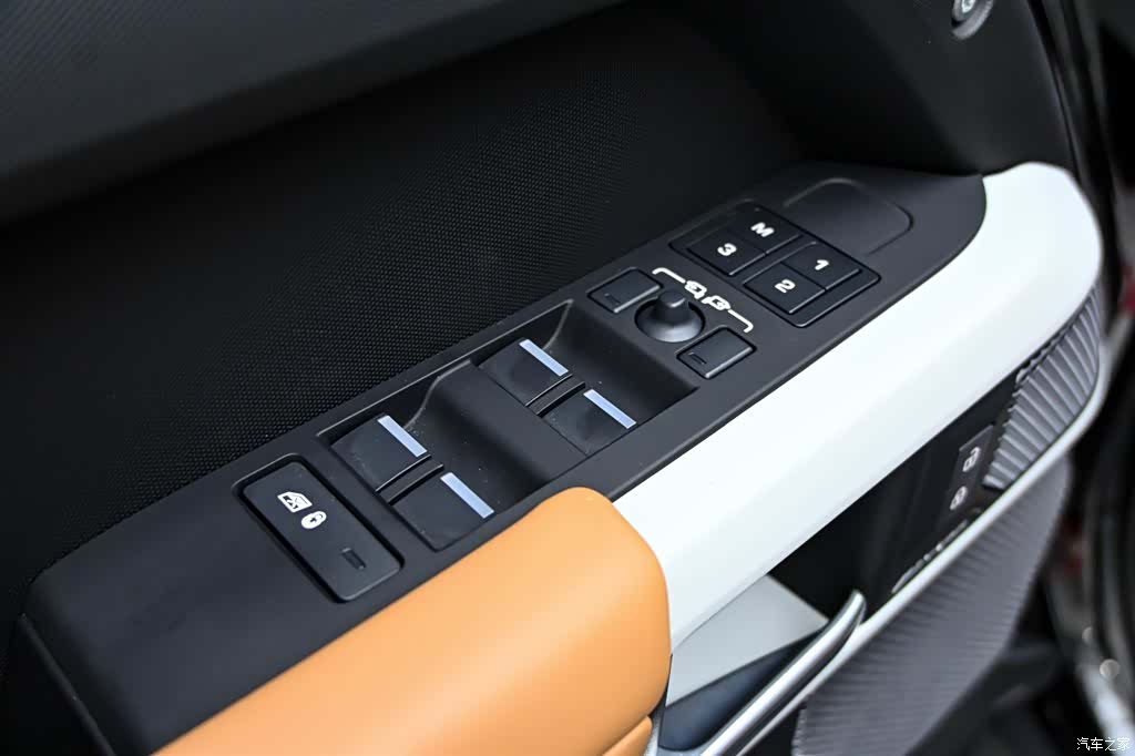 Land Rover Defender, 2024 23