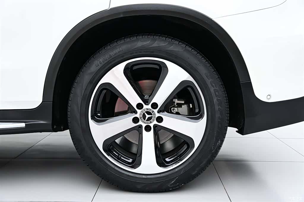 Mercedes-Benz GLC, 2019 37