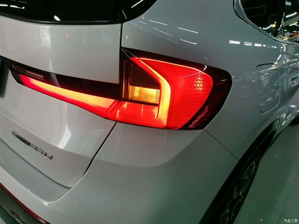 BMW X1, 2024 8