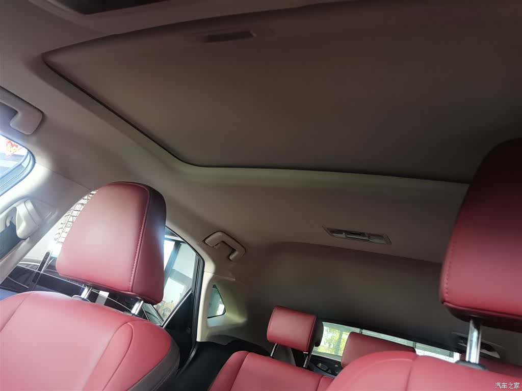 Lexus NX, 2018 11