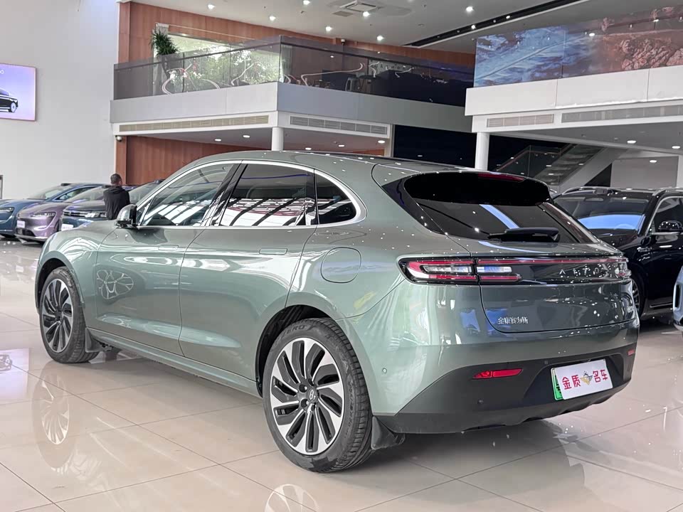 AITO Ask the world M5