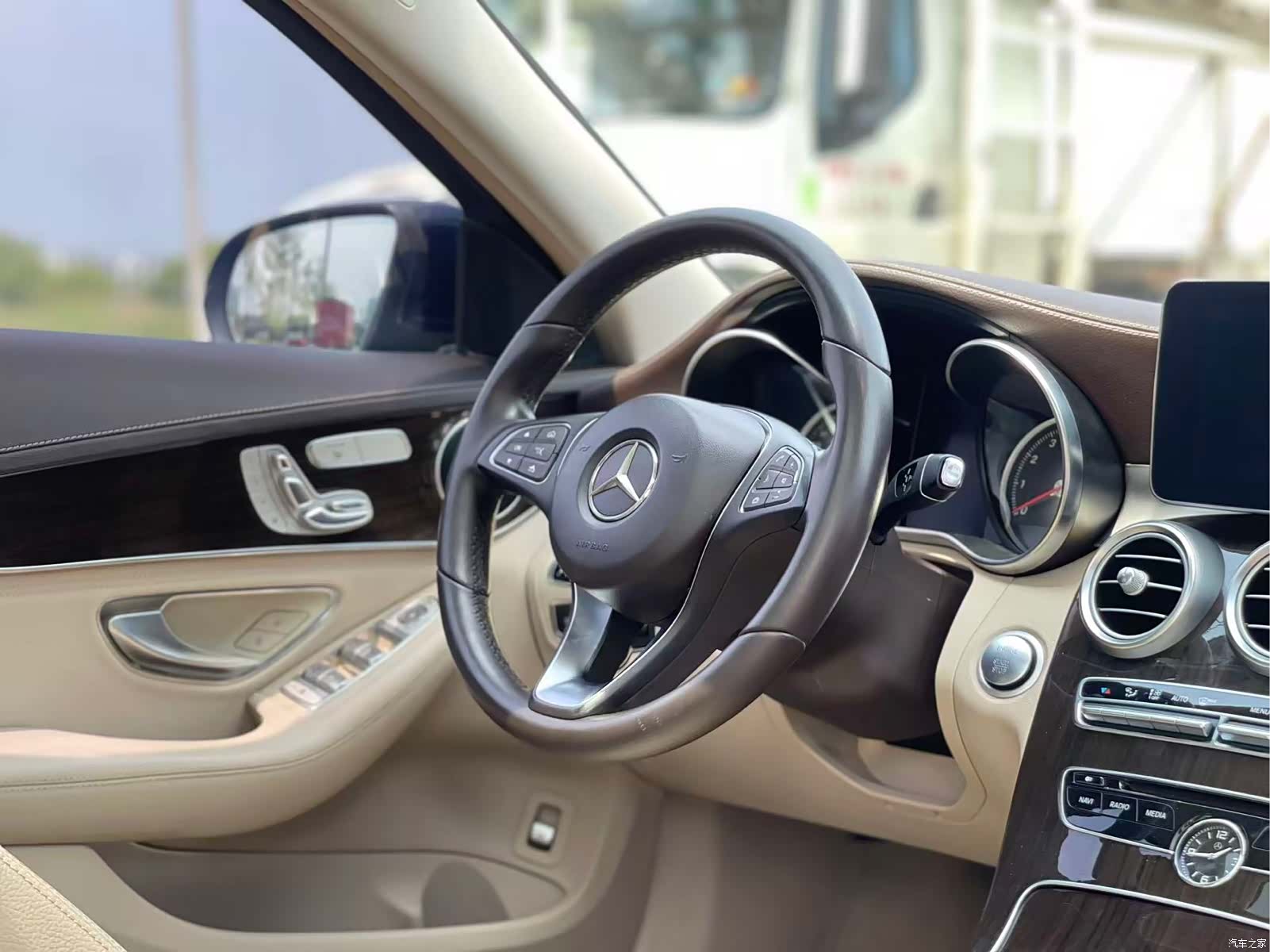 Mercedes-Benz C-Class, 2015 19