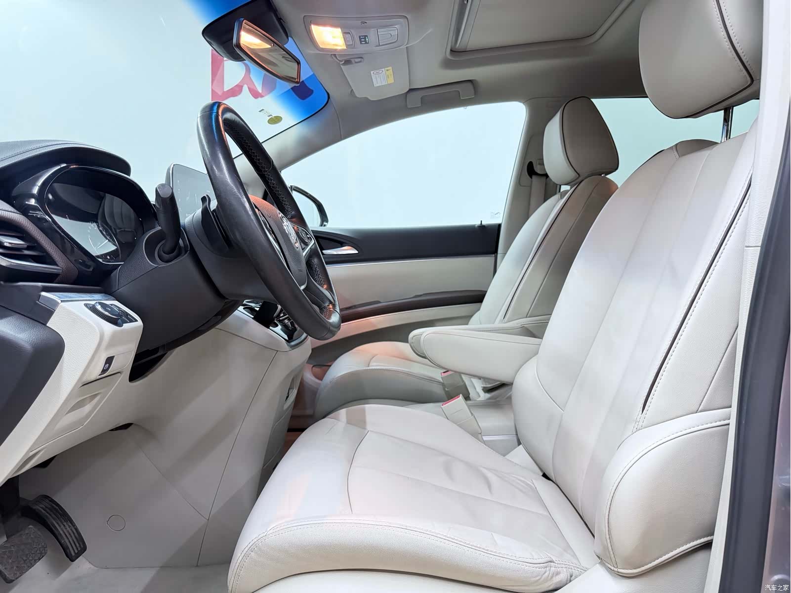 Buick GL8, 2020 23
