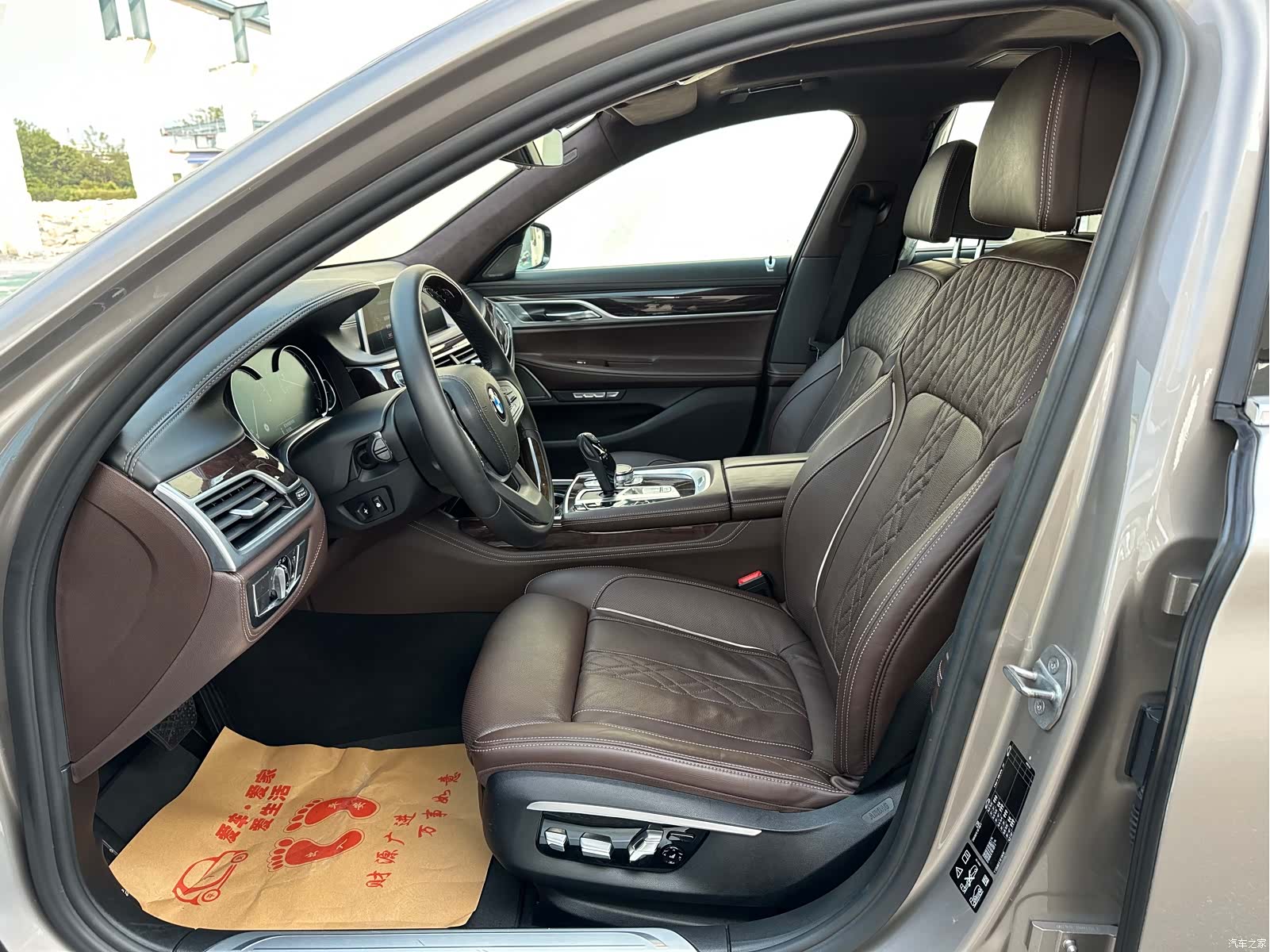 BMW 7 Series, 2018 все фото