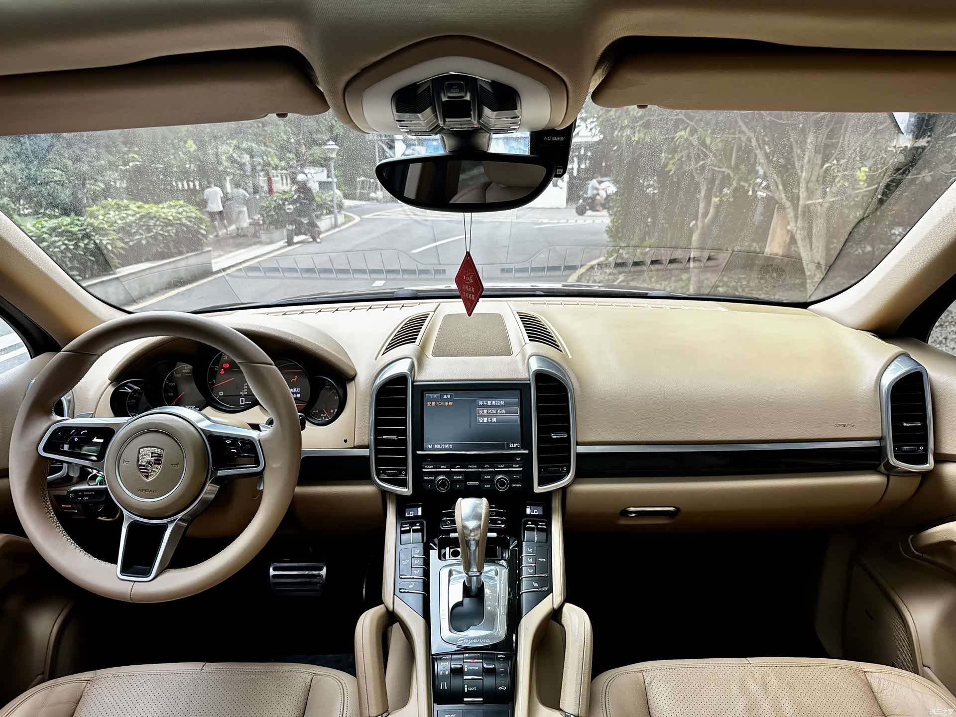 Porsche Cayenne, 2011 14