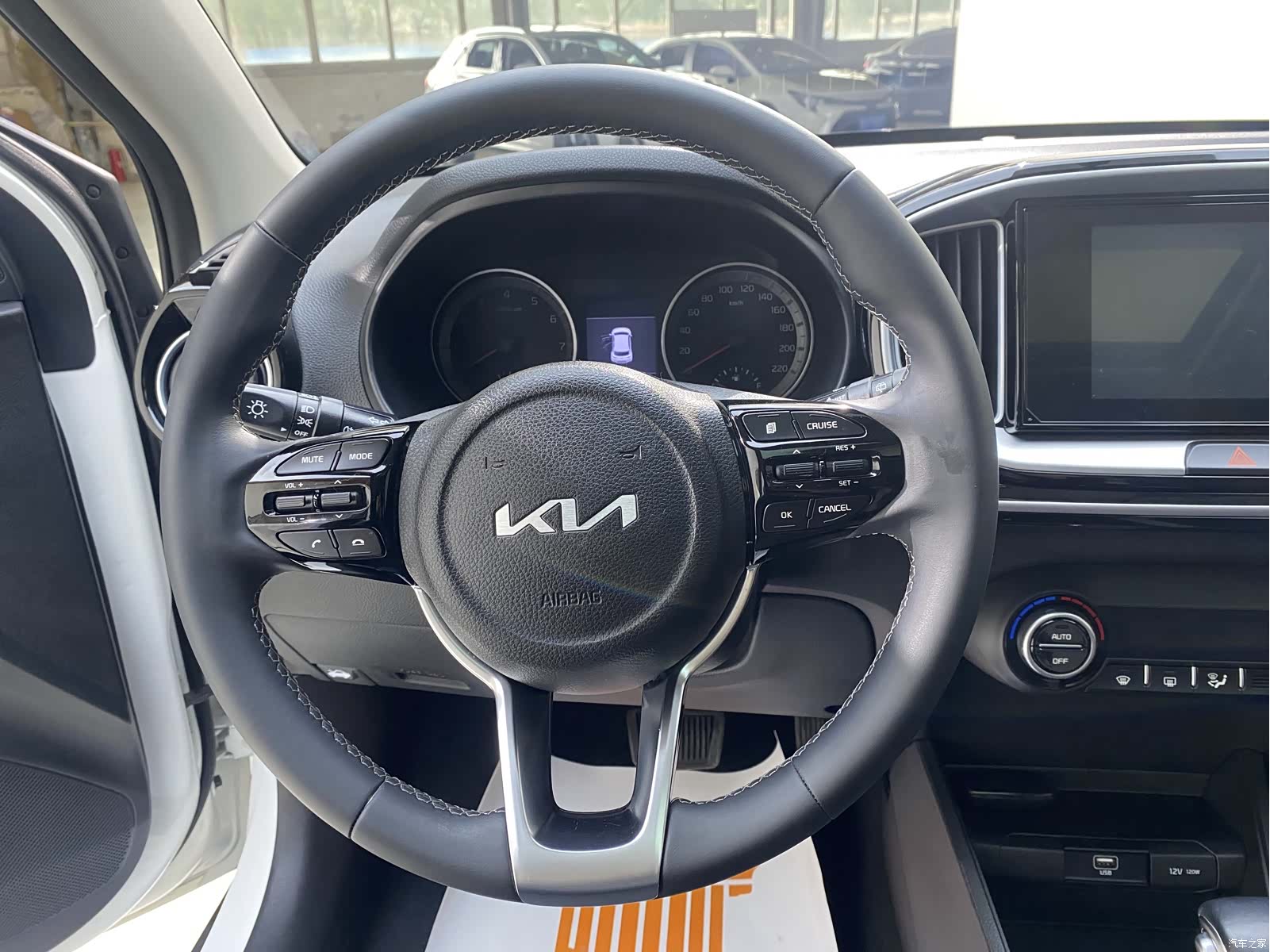 Kia KX1, 2022 20