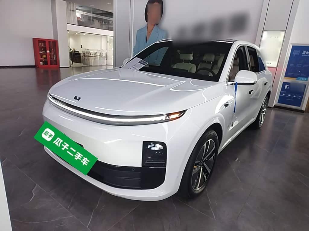 Li Auto L6