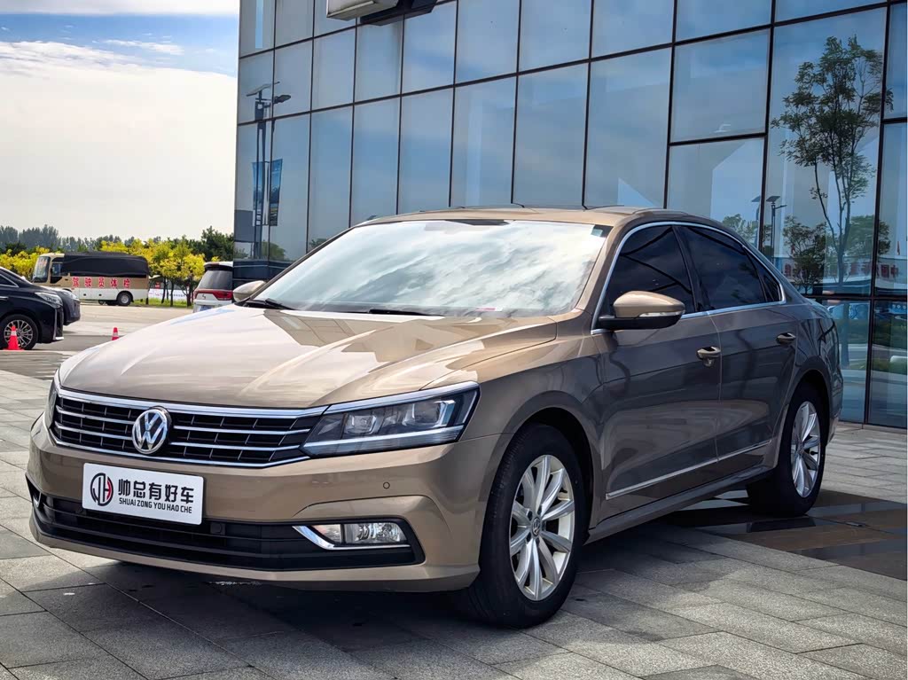 Volkswagen Passat 2017 330TSI DSG