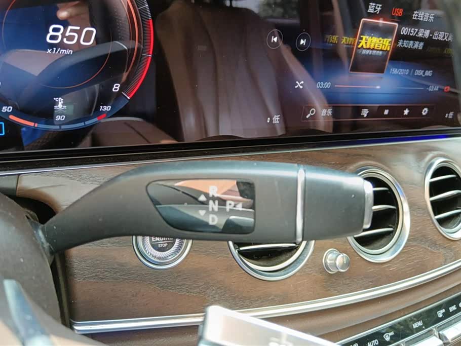Mercedes-Benz E-class Mercedes-Benz E-class