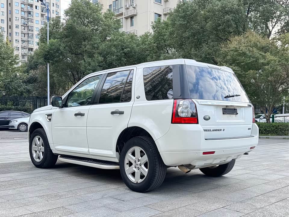 Land Rover Freelander 2