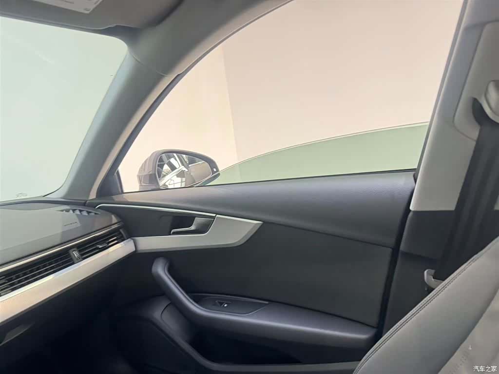 Audi A4, 2021 14