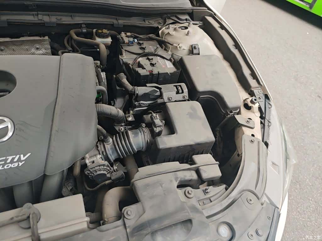Mazda Mazda3, 2016 23