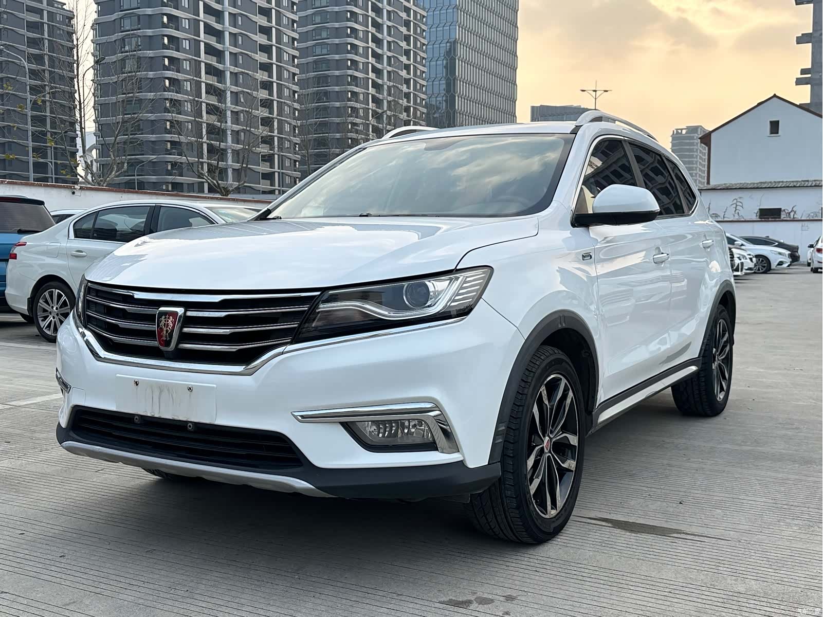 Roewe RX5, 2017 1