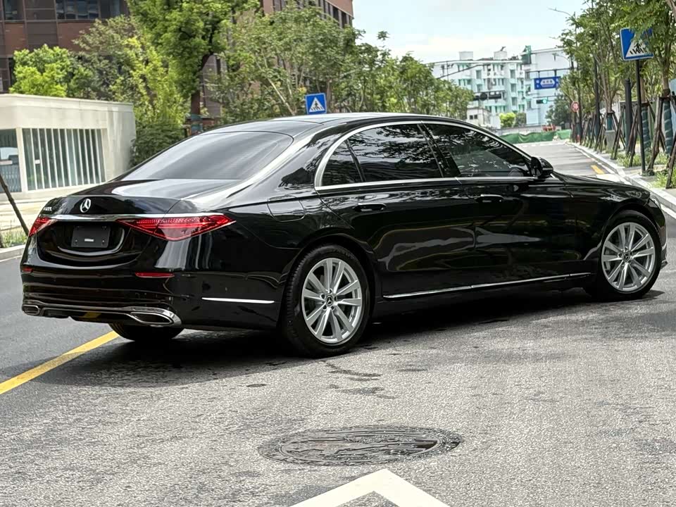 Mercedes-Benz S-class Mercedes-Benz S-class