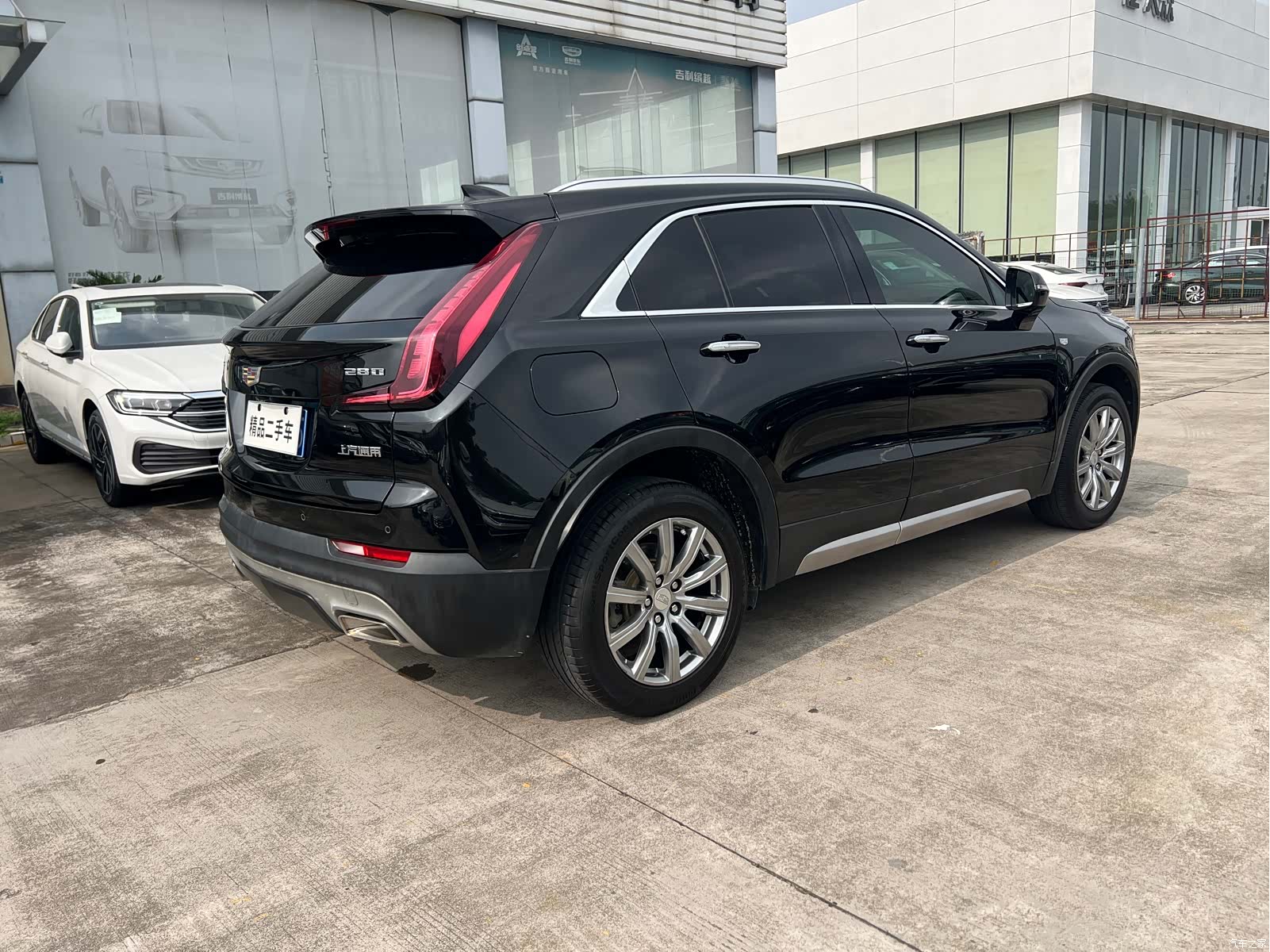 Cadillac XT4, 2019 все фото