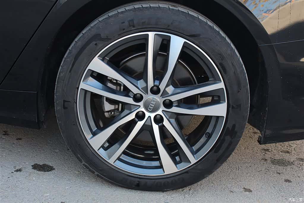 Audi A6L, 2021 13