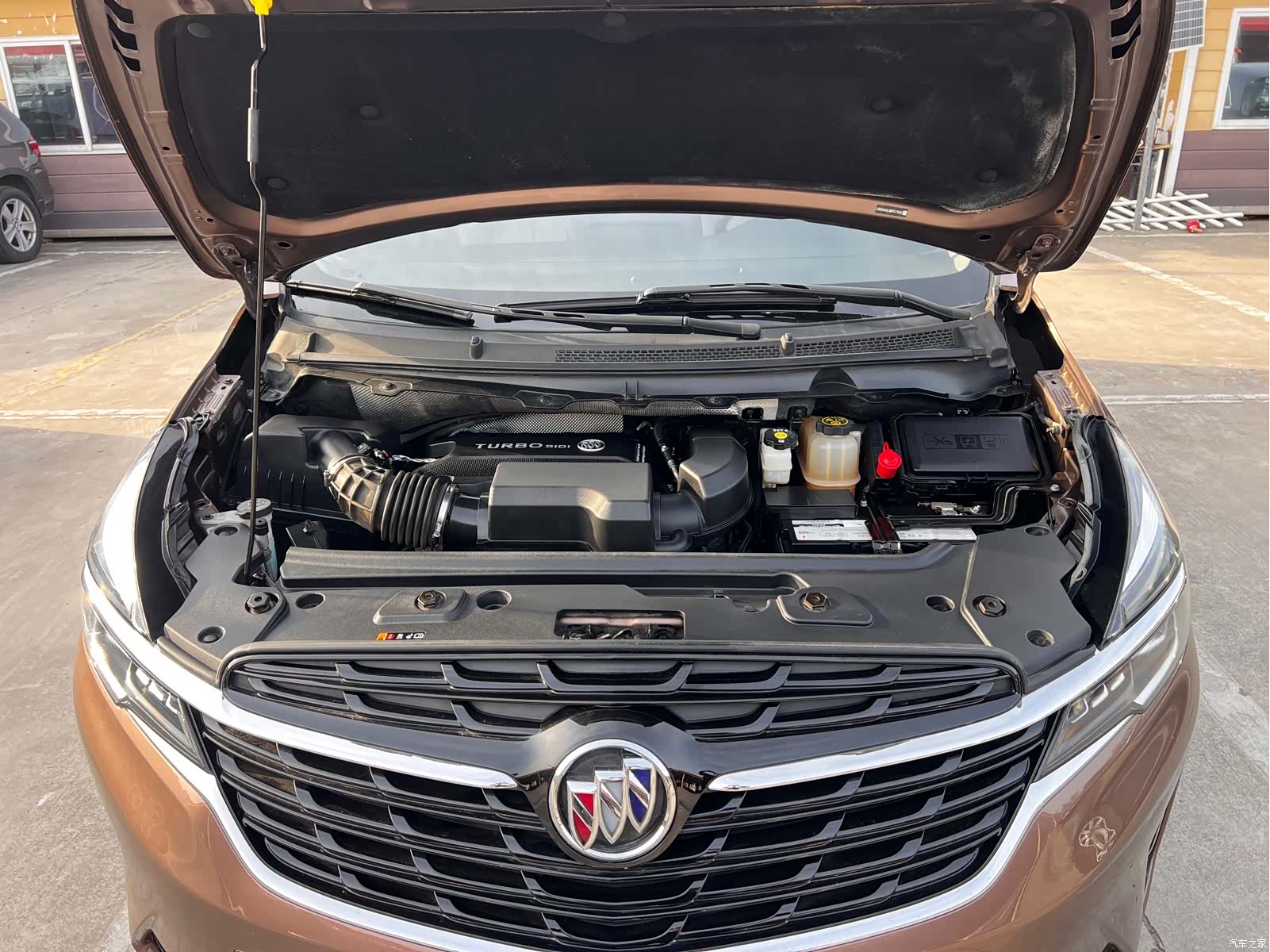 Buick GL8, 2020 24