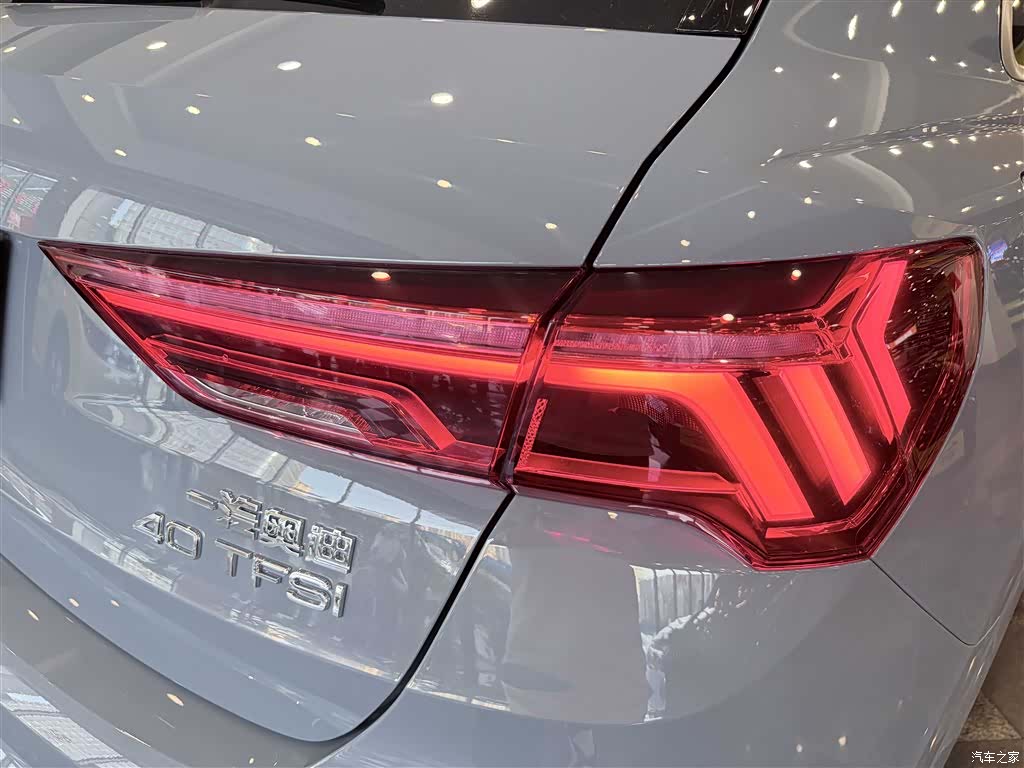 Audi Q3, 2022 13