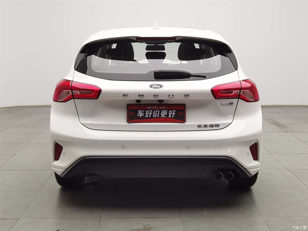 Ford Focus, 2022 4