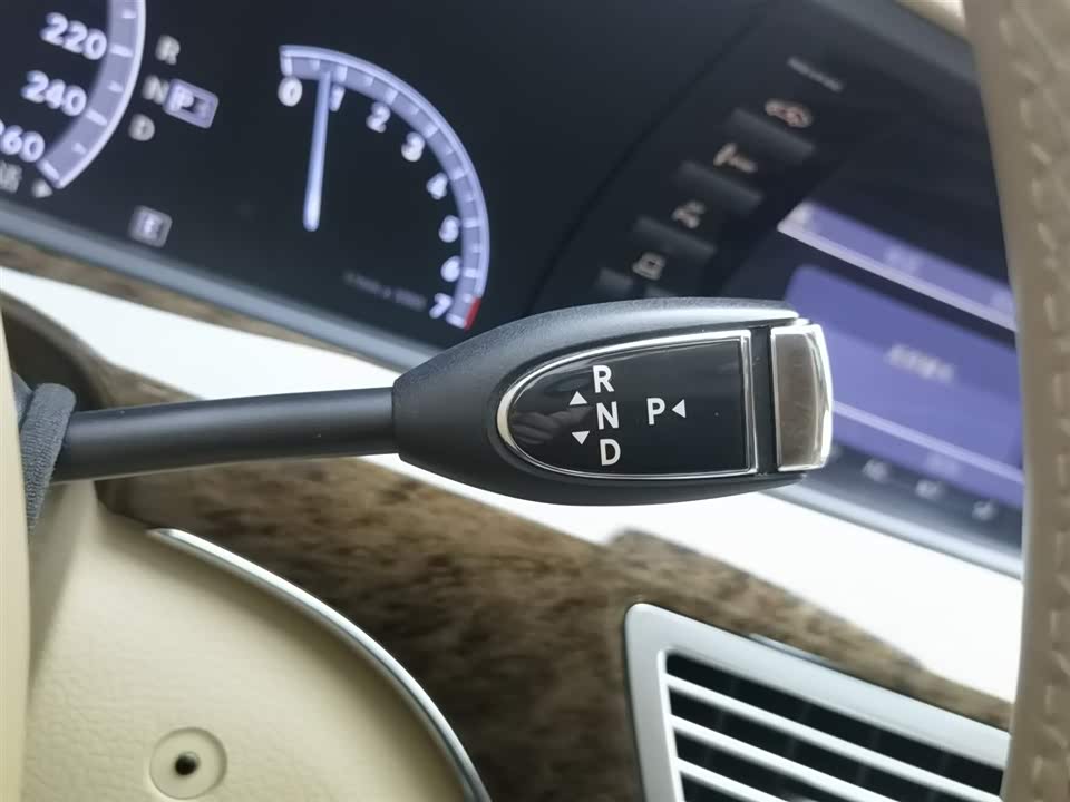 Mercedes-Benz S-class Mercedes-Benz S-class