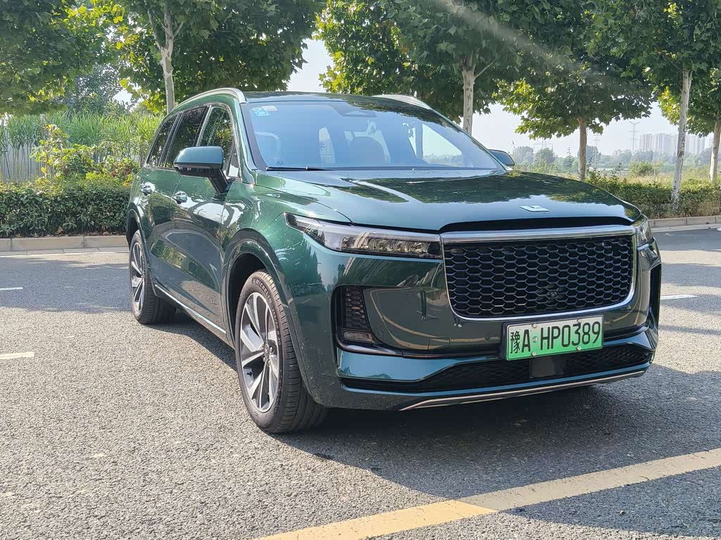 Li Auto ONE 2021 6 мест