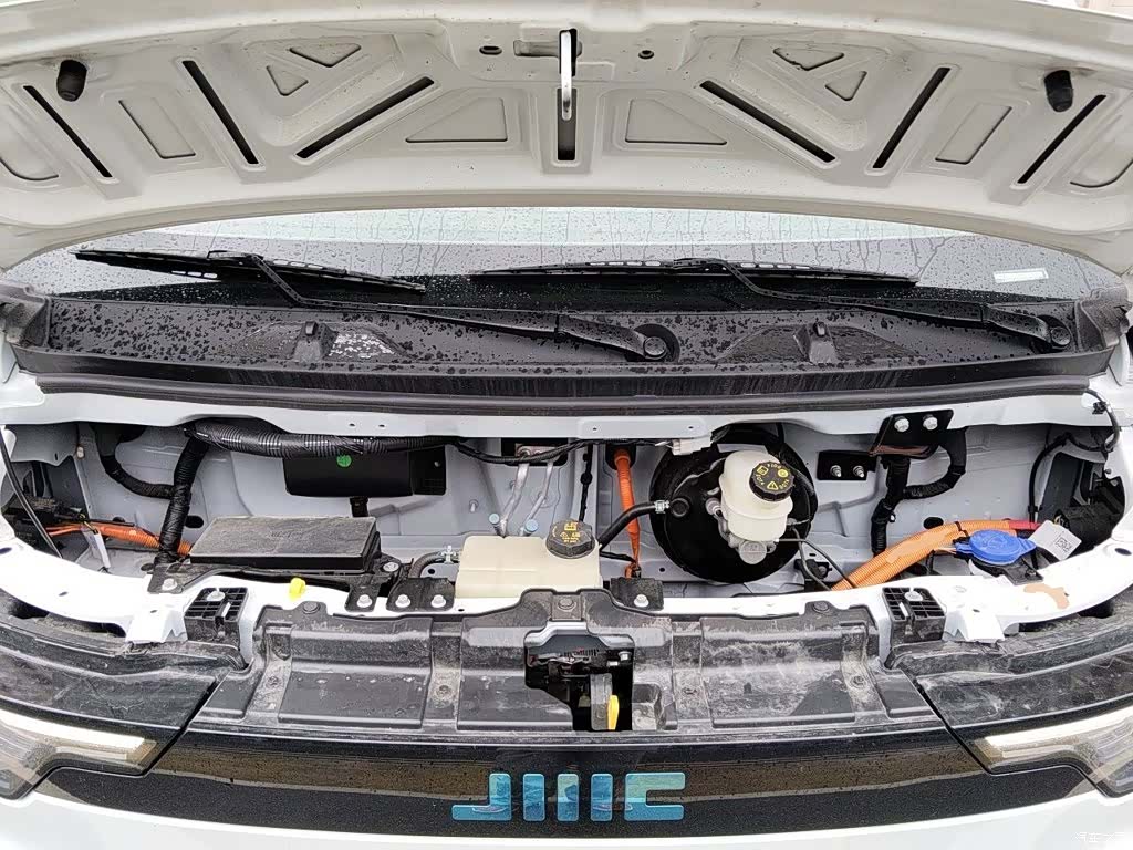 JMC E, 2026 11