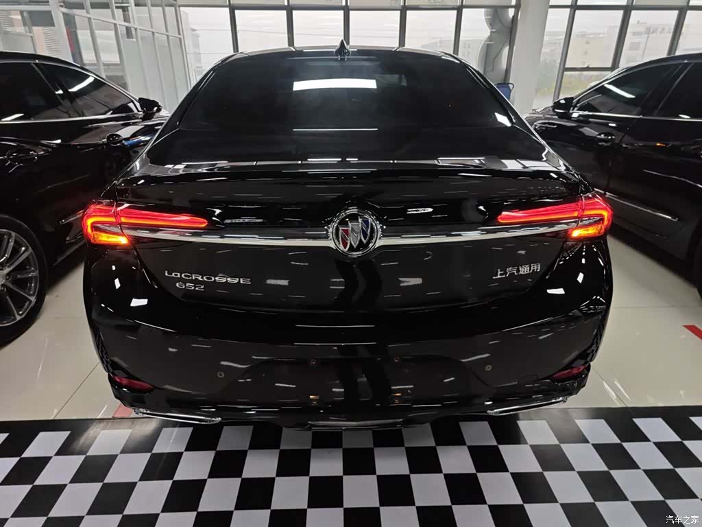Buick LaCrosse, 2022 6