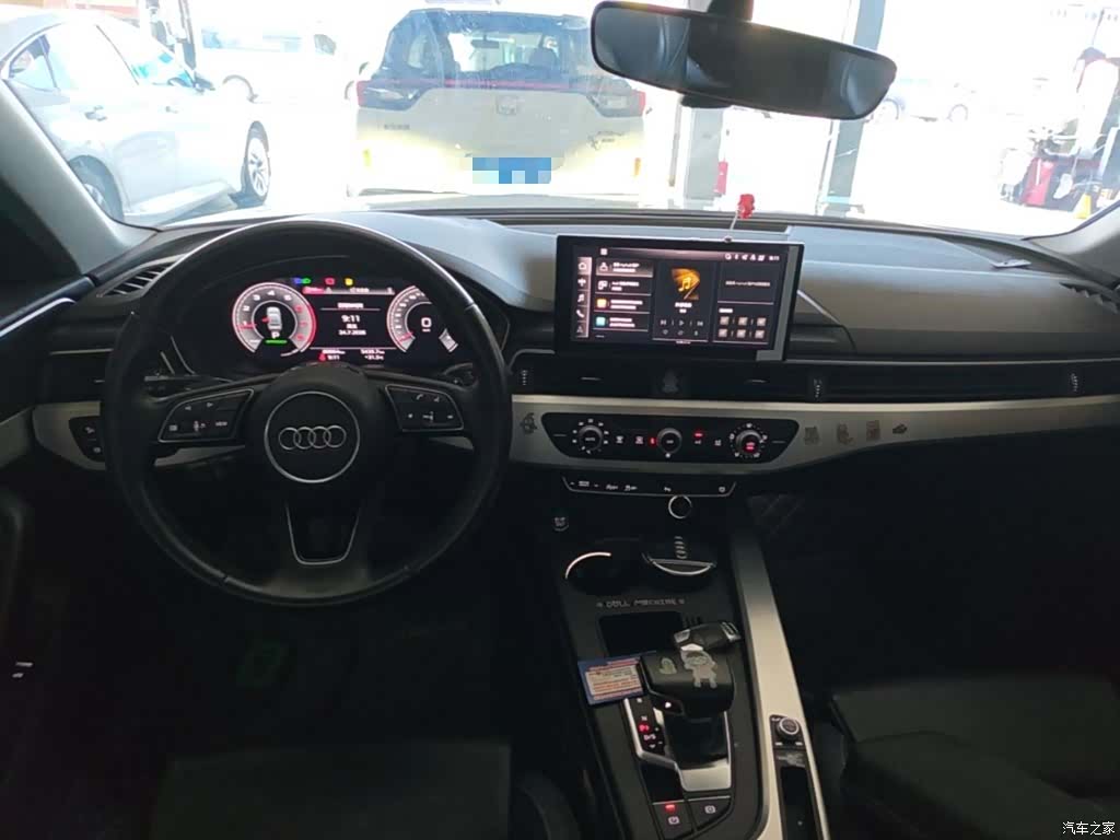 Audi A4L, 2022 10