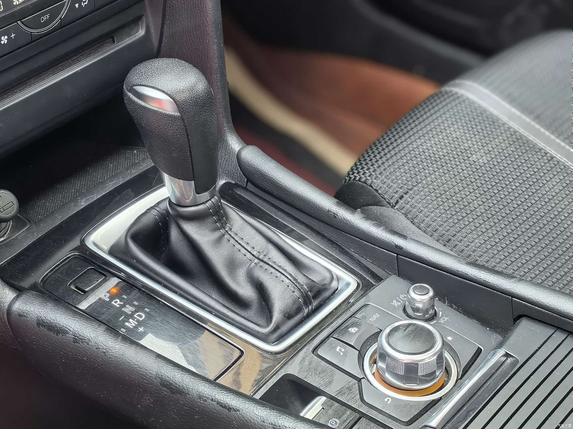 Mazda Mazda3, 2019 18
