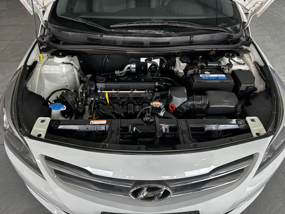 Hyundai Rena