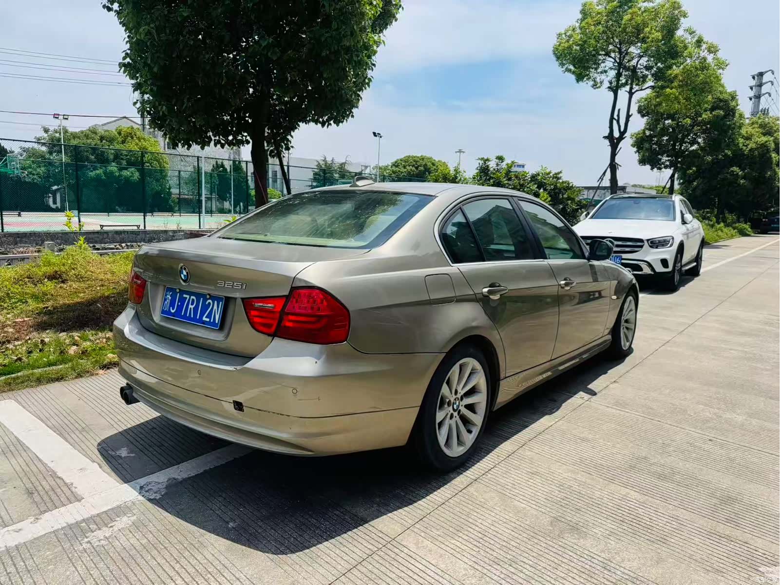BMW 3 Series, 2011 3