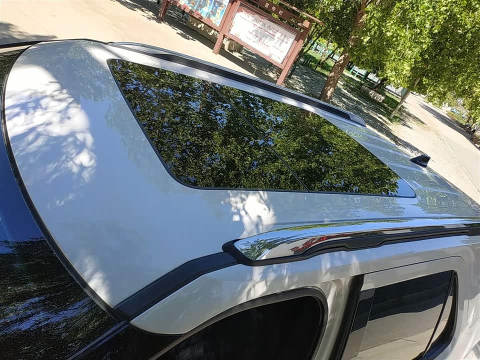 Ford Explorer Ford Explorer