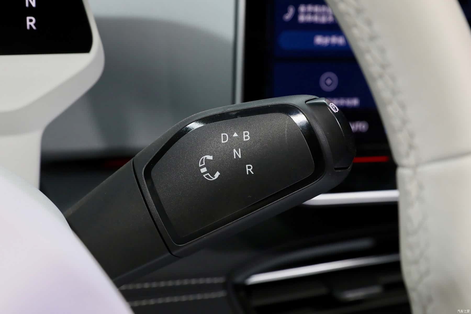 Volkswagen ID.3, 2025 12
