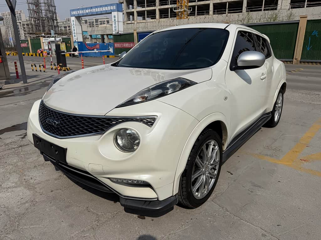 Infiniti ESQ