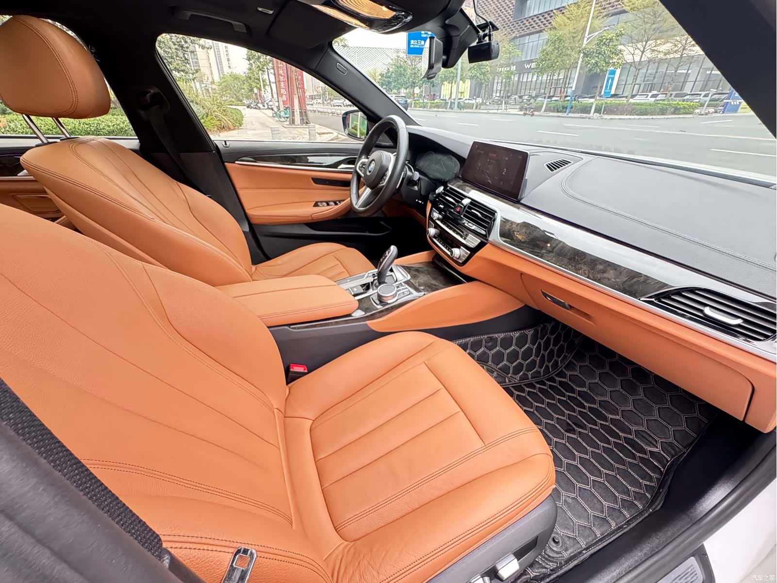 BMW 5 Series, 2019 30