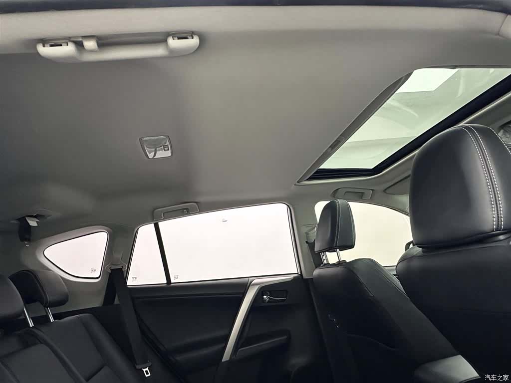 Toyota RAV4, 2019 23