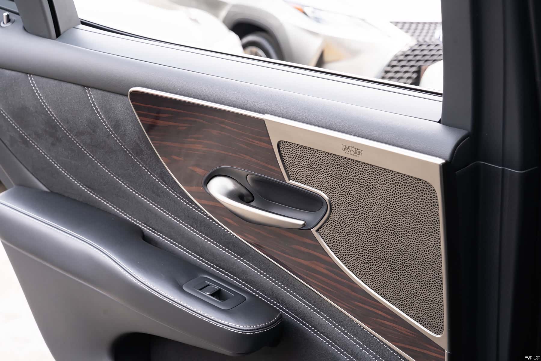 Lexus LS, 2021 18