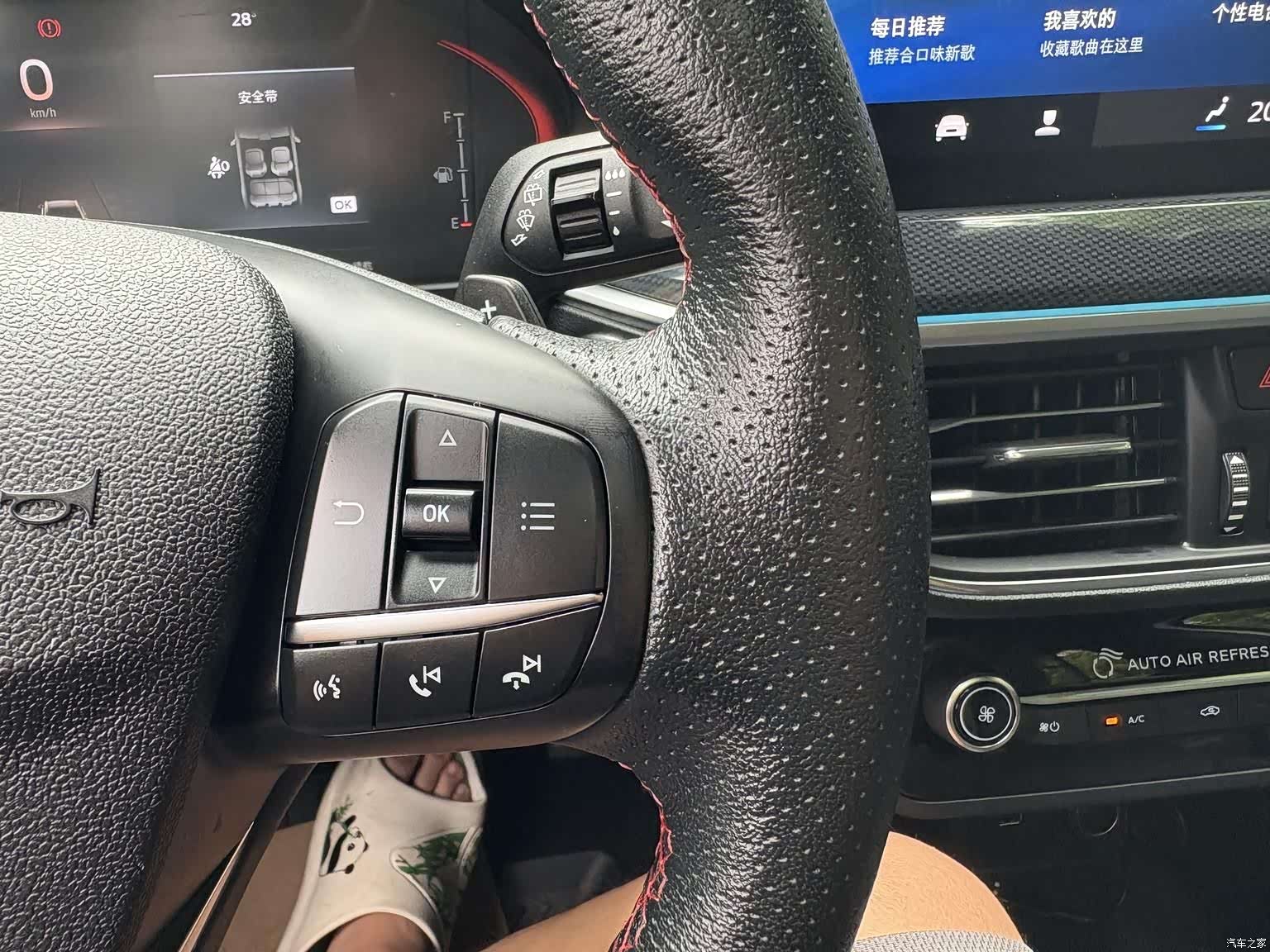 Ford Focus, 2022 25