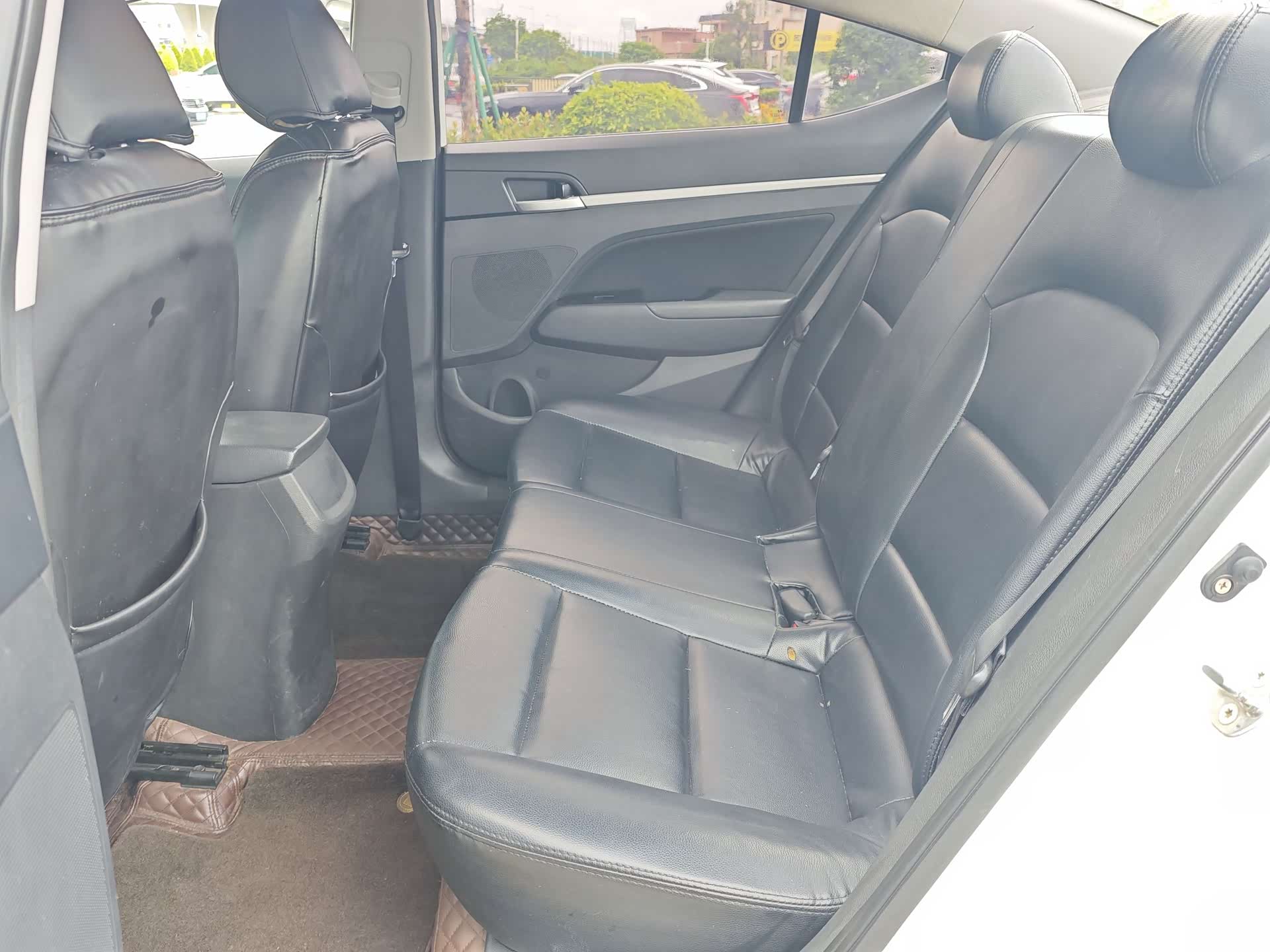 Hyundai 15, 2018 10