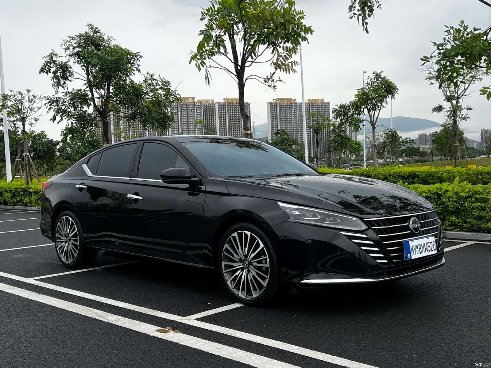 Nissan Teana, 2023 3