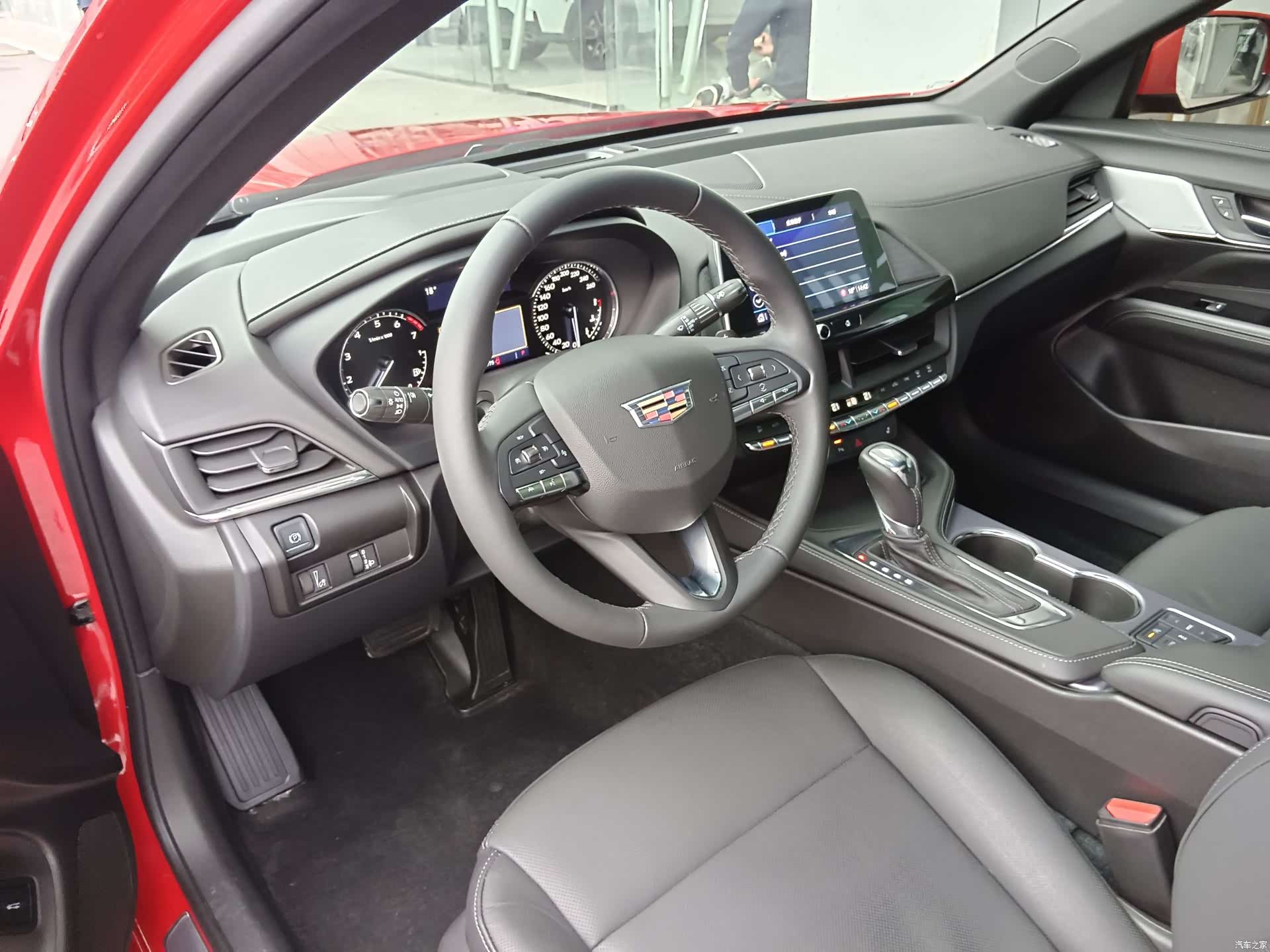 Cadillac CT4, 2023 11