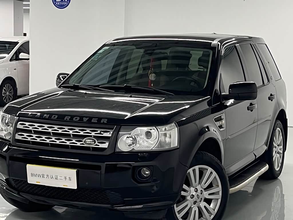 Land Rover 2