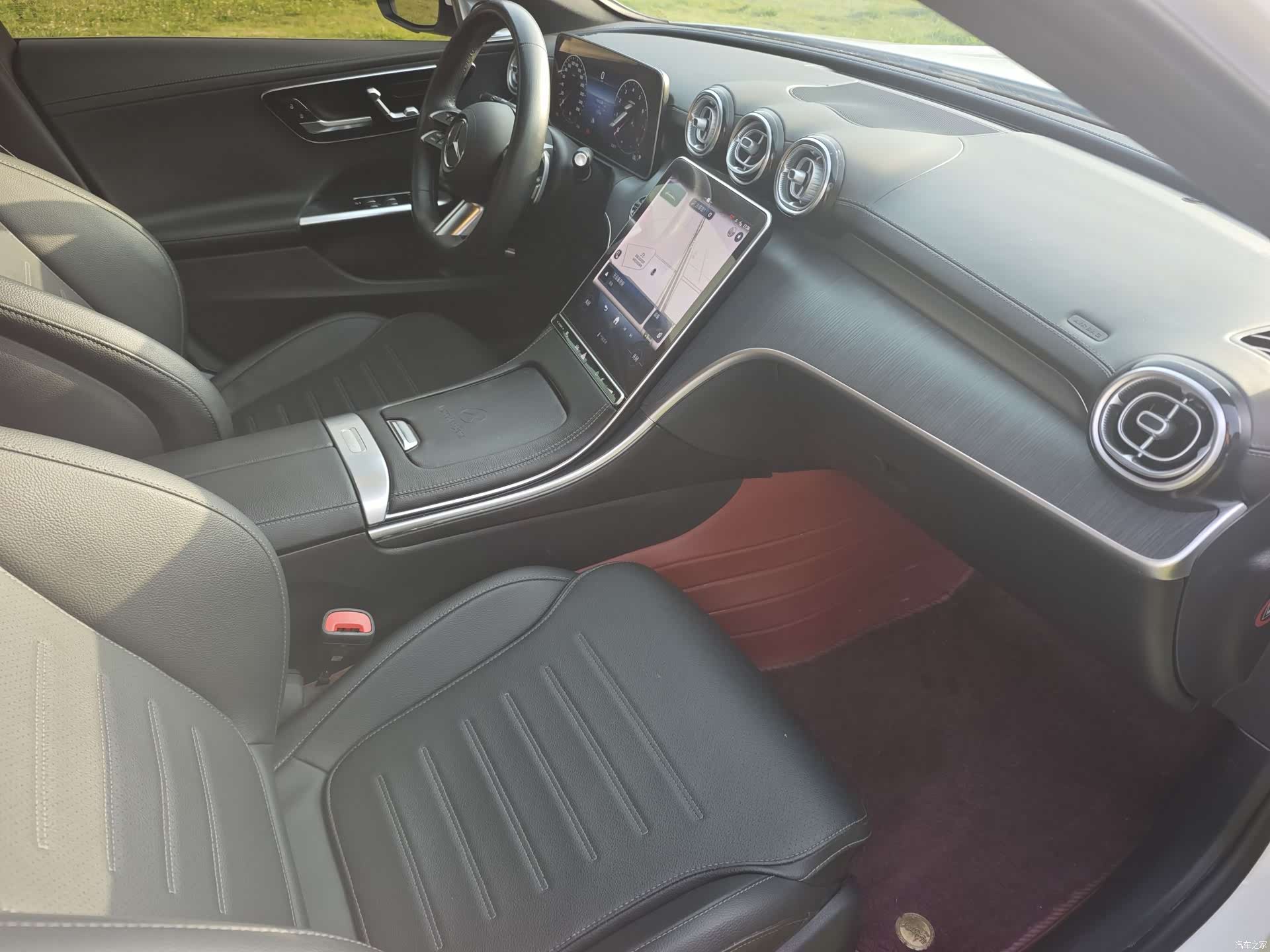 Mercedes-Benz C-Class, 2023 18