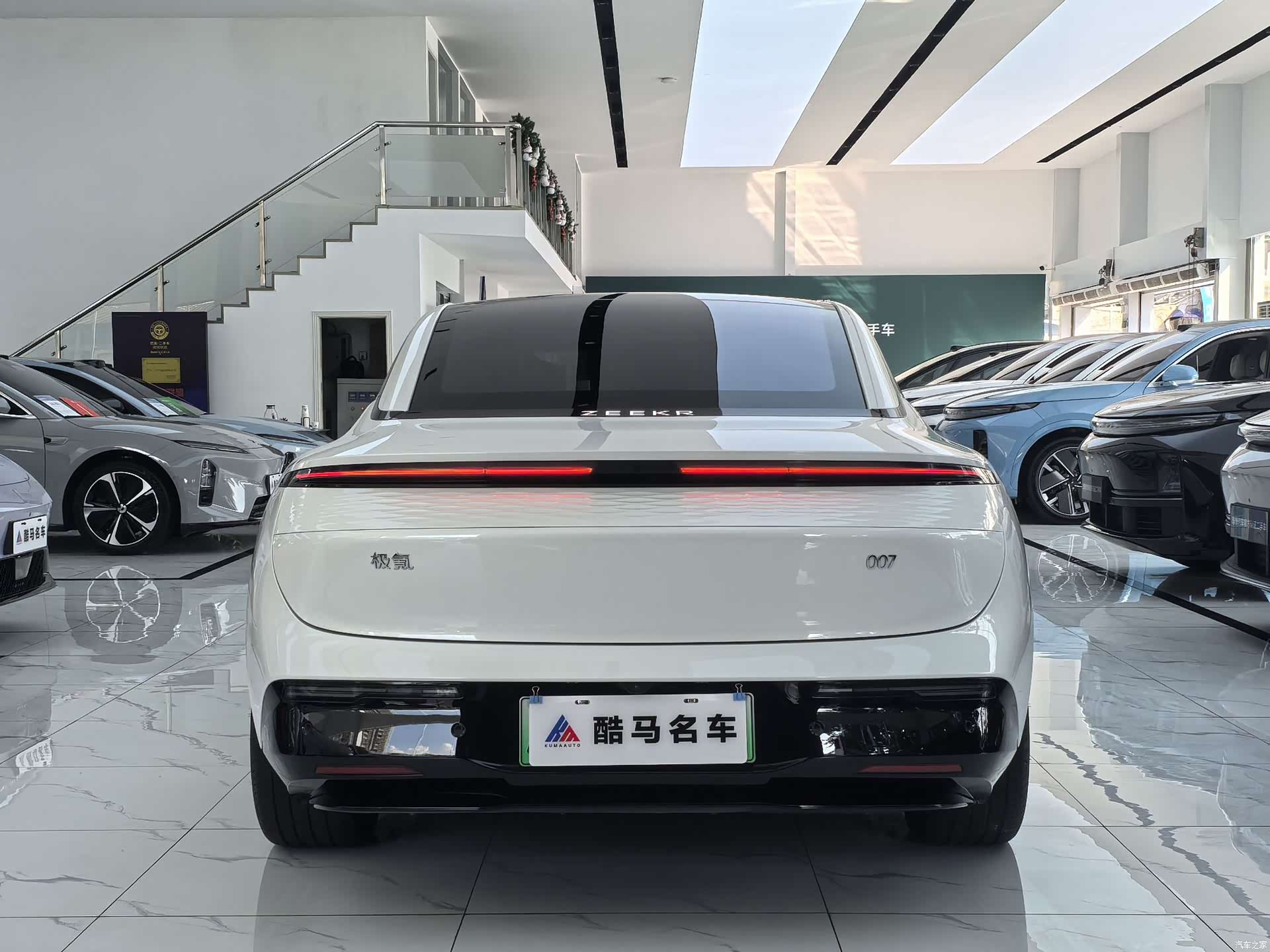 Zeekr 007, 2024 14