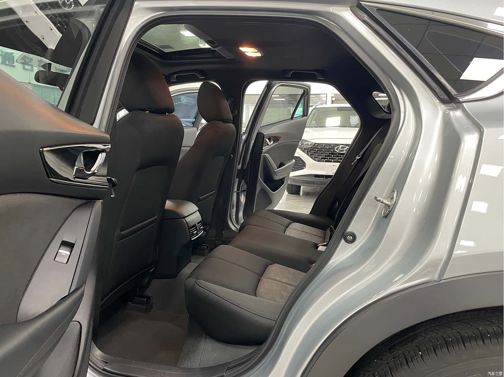 Mazda CX-4, 2021 6